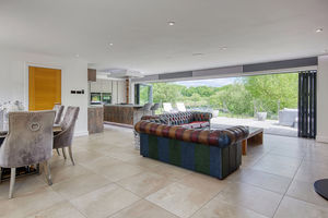 Lounge Kitchen Diner- click for photo gallery